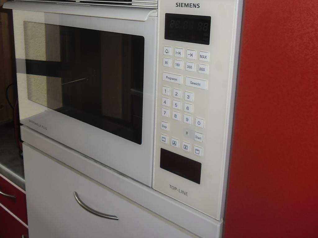 Schloss Weichs Zu Regensburg Mit 2Schlafzimmer Parkplatz Internet 75Qm Zentrum ภายนอก รูปภาพ